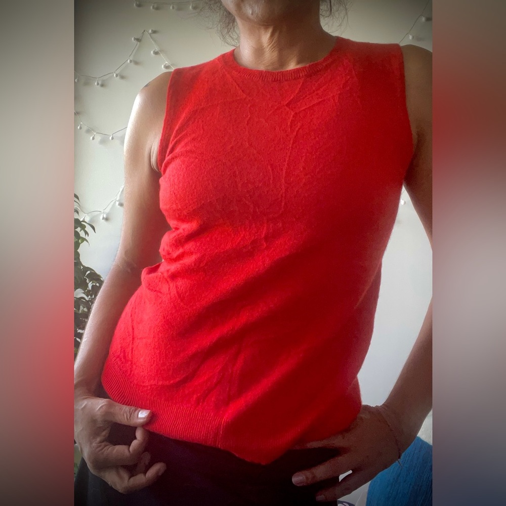 Ann Taylor Cashmere shell | Size: M